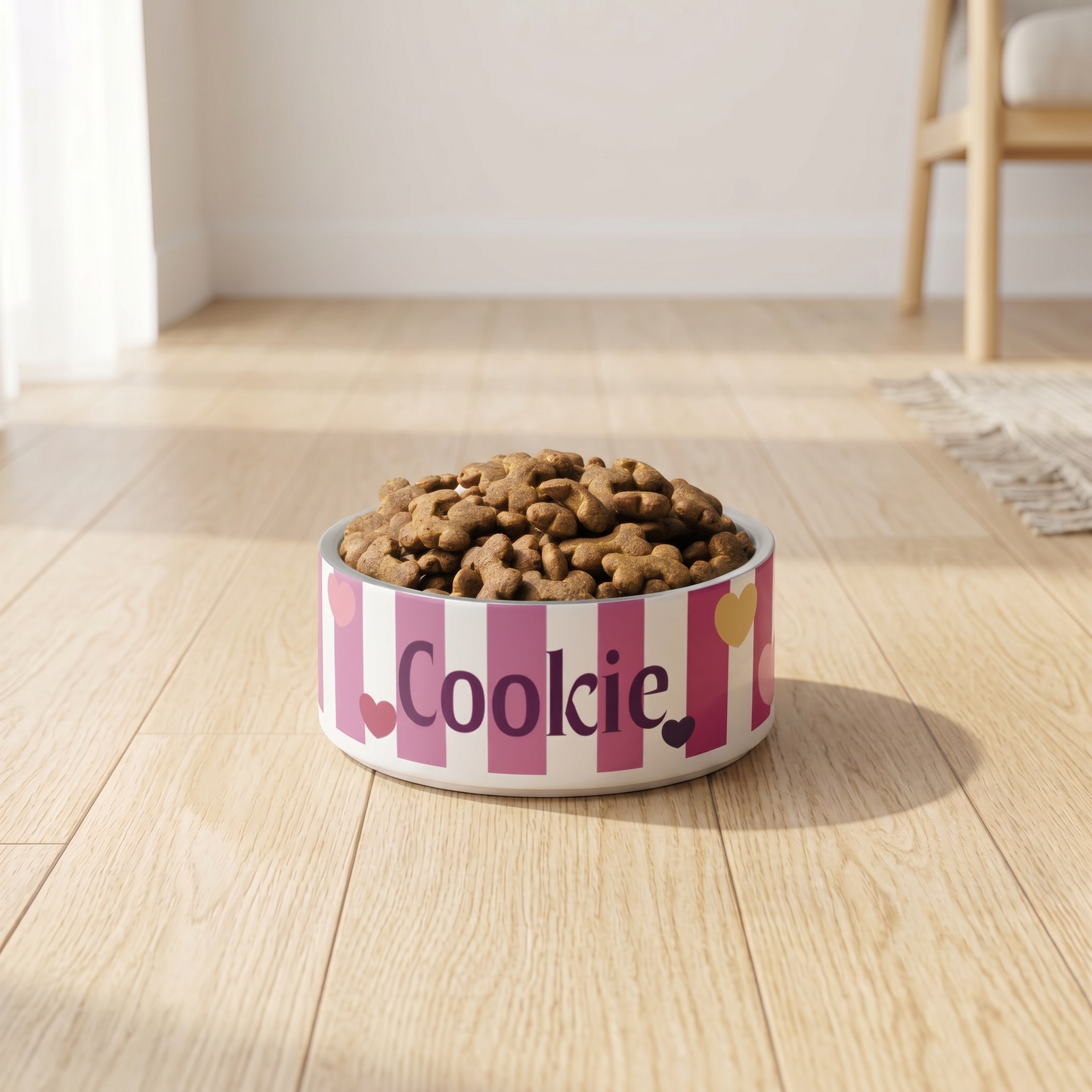 Personalized striped hearts dog bowl – detail of hearts and name print