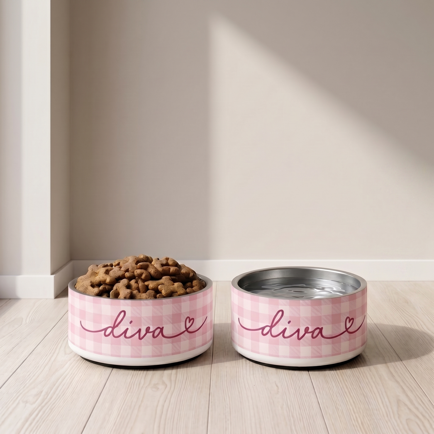 Two personalized pink checkered dog bowls showing size difference - 18oz and 32oz