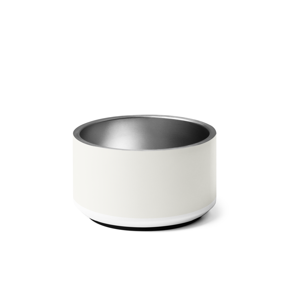 Back of the 18 oz off-white personalized dog bowl
