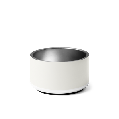 Back of the 18 oz off-white personalized dog bowl